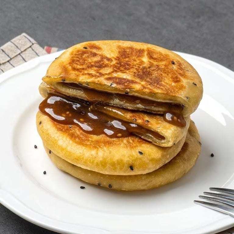 Delicious Hotteok: A Korean Street Food Favorite